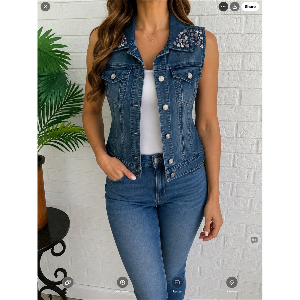 Chico's Platinum Denim Vest Womens 1 Blue Excellent Embellished Rhinestone